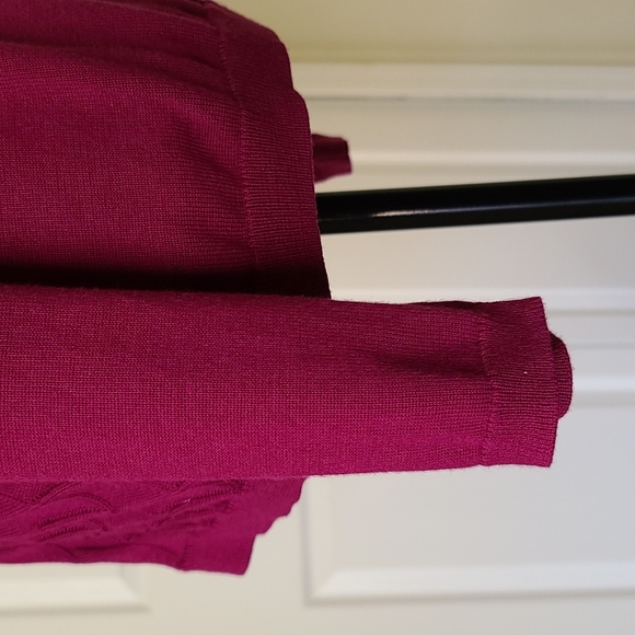Talbots Cardigan Raspberry Medium - Picture 4 of 9